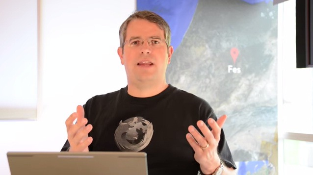 Matt Cutts Explains What To Do With Pages For Products That Are No Longer Available