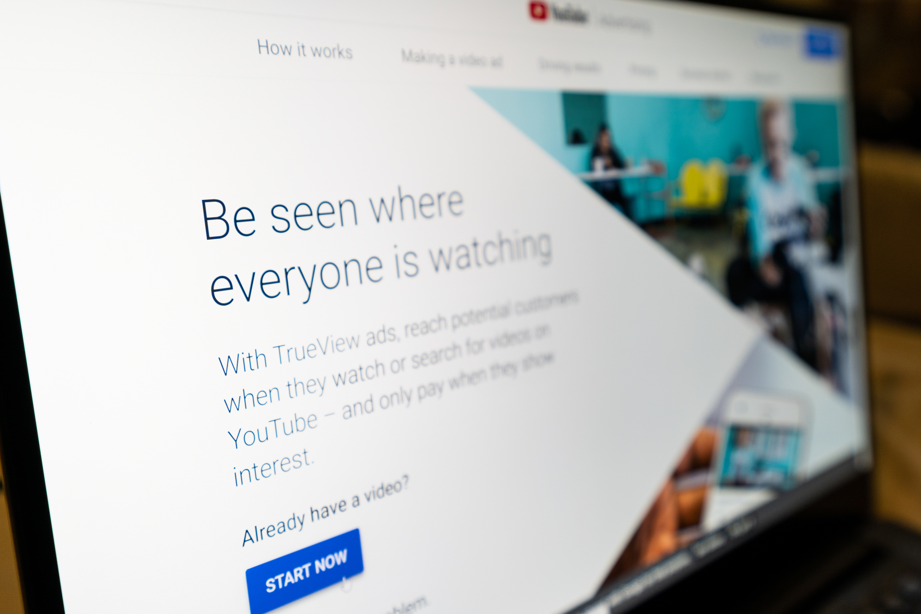 YouTube Announces AI-Powered Creative Guidance In Google Ads